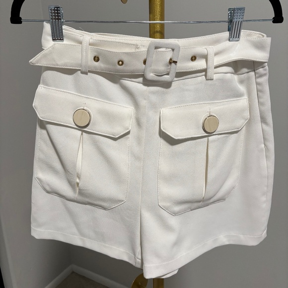 STUDIO F shorts - Picture 1 of 3